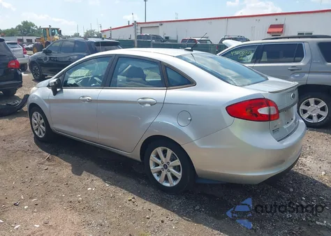 2013 Ford Fiesta Se z USA, uszkodzony, nr VIN 3FADP4BJ0DM153223